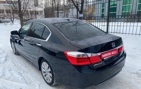 Honda Accord IX рестайлинг, 2013 год, 1 490 000 рублей, 5 фотография