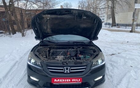 Honda Accord IX рестайлинг, 2013 год, 1 490 000 рублей, 22 фотография