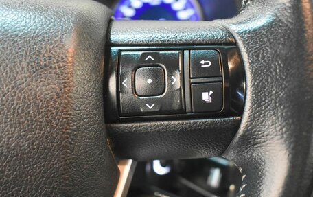 Toyota Hilux VIII, 2016 год, 3 219 000 рублей, 15 фотография