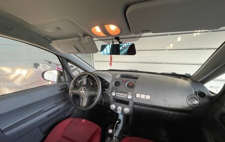 Mitsubishi Colt VI рестайлинг, 2006 год, 649 000 рублей, 12 фотография