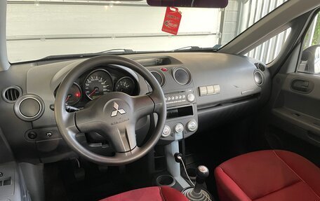 Mitsubishi Colt VI рестайлинг, 2006 год, 649 000 рублей, 7 фотография