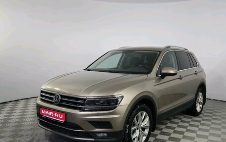 Volkswagen Tiguan II, 2018 год, 3 120 000 рублей, 1 фотография