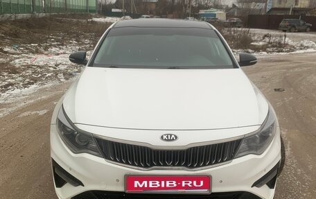 KIA Optima IV, 2018 год, 2 000 000 рублей, 1 фотография