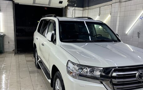 Toyota Land Cruiser 200, 2016 год, 7 500 000 рублей, 3 фотография