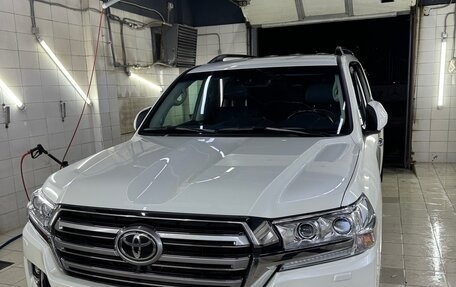 Toyota Land Cruiser 200, 2016 год, 7 500 000 рублей, 2 фотография