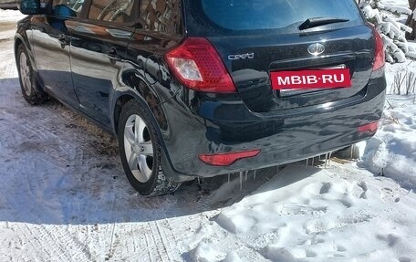 KIA cee'd I рестайлинг, 2010 год, 877 000 рублей, 2 фотография