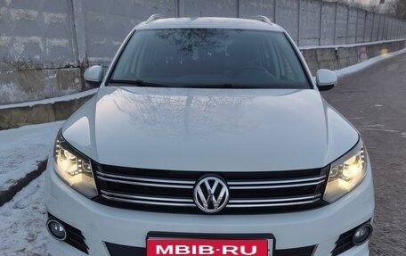 Volkswagen Tiguan I, 2016 год, 1 700 000 рублей, 1 фотография