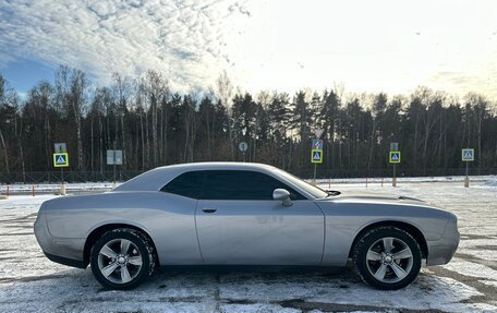 Dodge Challenger III рестайлинг 2, 2015 год, 2 600 000 рублей, 5 фотография