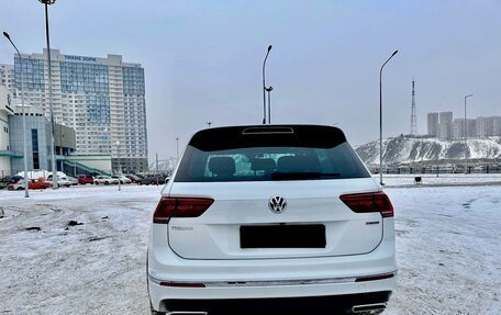 Volkswagen Tiguan II, 2019 год, 3 200 000 рублей, 6 фотография