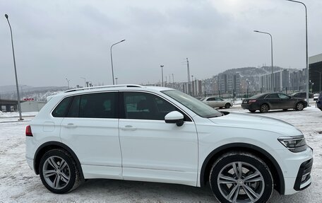 Volkswagen Tiguan II, 2019 год, 3 200 000 рублей, 8 фотография