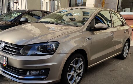 Volkswagen Polo VI (EU Market), 2017 год, 1 500 000 рублей, 1 фотография