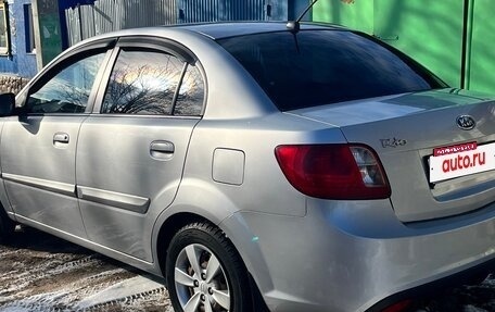 KIA Rio II, 2011 год, 750 000 рублей, 3 фотография