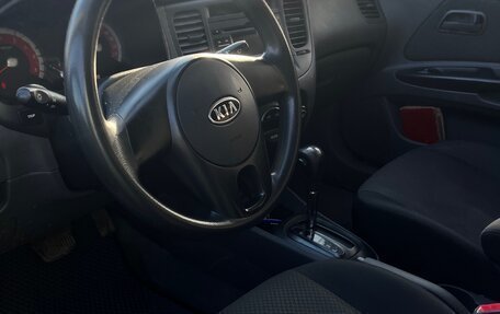 KIA Rio II, 2011 год, 750 000 рублей, 10 фотография