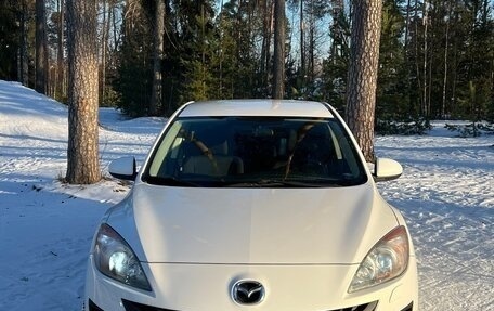 Mazda 3, 2011 год, 950 000 рублей, 2 фотография