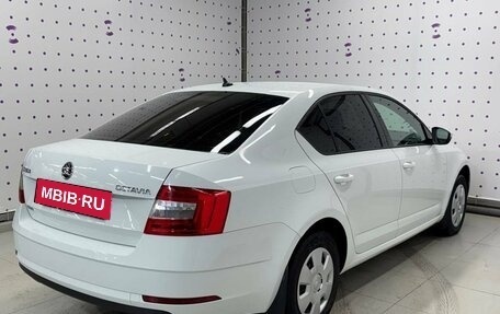 Skoda Octavia, 2019 год, 1 590 000 рублей, 3 фотография