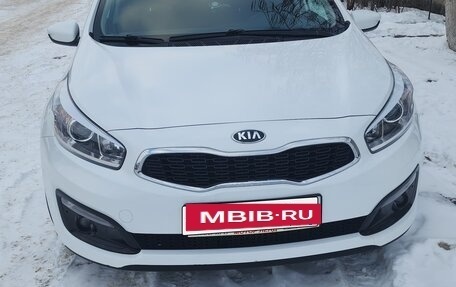 KIA cee'd III, 2018 год, 1 690 000 рублей, 2 фотография