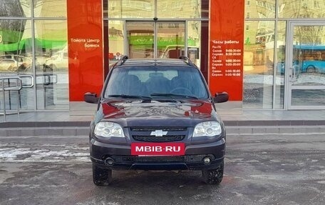 Chevrolet Niva I рестайлинг, 2010 год, 495 000 рублей, 2 фотография