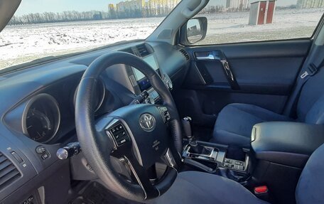 Toyota Land Cruiser Prado 150 рестайлинг 2, 2012 год, 3 100 000 рублей, 3 фотография