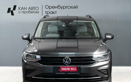 Volkswagen Tiguan II, 2021 год, 2 800 000 рублей, 3 фотография