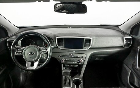 KIA Sportage IV рестайлинг, 2021 год, 2 599 000 рублей, 17 фотография