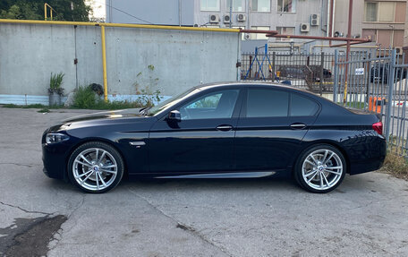 BMW 5 серия, 2015 год, 3 000 000 рублей, 2 фотография