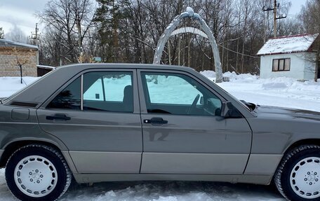 Mercedes-Benz 190 (W201), 1992 год, 1 000 000 рублей, 5 фотография