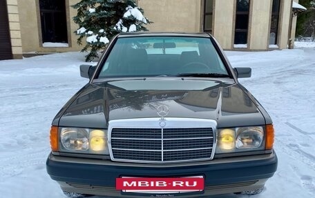 Mercedes-Benz 190 (W201), 1992 год, 1 000 000 рублей, 3 фотография