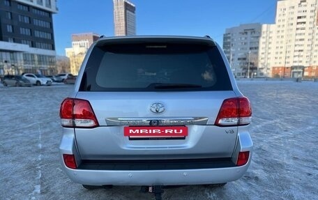 Toyota Land Cruiser 200, 2009 год, 3 300 000 рублей, 8 фотография