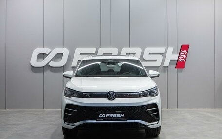 Volkswagen Tiguan, 2024 год, 5 499 000 рублей, 3 фотография