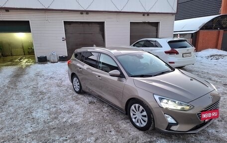 Ford Focus IV, 2018 год, 1 930 000 рублей, 2 фотография