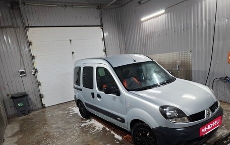 Renault Kangoo II рестайлинг, 2007 год, 385 000 рублей, 3 фотография