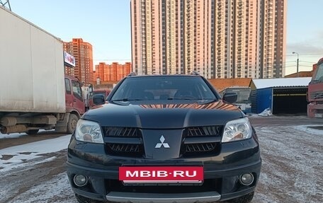 Mitsubishi Outlander III рестайлинг 3, 2007 год, 670 000 рублей, 2 фотография