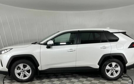 Toyota RAV4, 2021 год, 3 190 000 рублей, 8 фотография