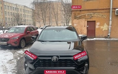 Toyota RAV4, 2021 год, 3 890 000 рублей, 1 фотография