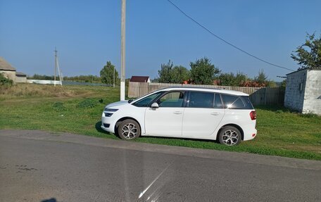 Citroen C4 Picasso II рестайлинг, 2017 год, 970 000 рублей, 6 фотография