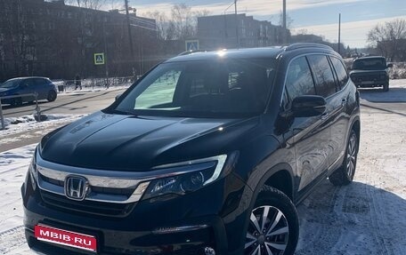 Honda Pilot III рестайлинг, 2019 год, 4 650 000 рублей, 1 фотография