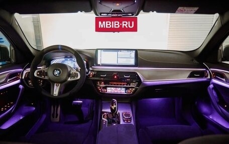 BMW 5 серия, 2018 год, 4 200 000 рублей, 15 фотография