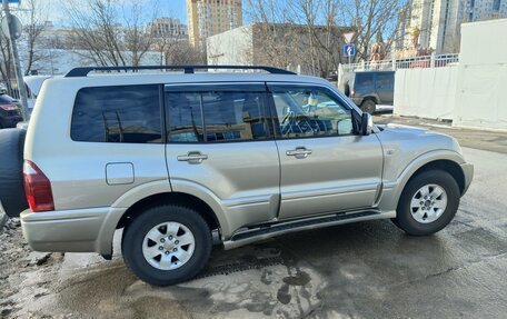 Mitsubishi Pajero III рестайлинг, 2004 год, 1 200 000 рублей, 23 фотография