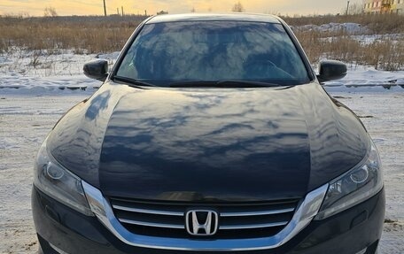 Honda Accord IX рестайлинг, 2013 год, 1 800 000 рублей, 5 фотография