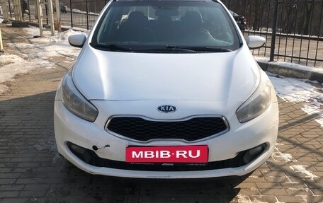 KIA cee'd III, 2014 год, 570 000 рублей, 16 фотография