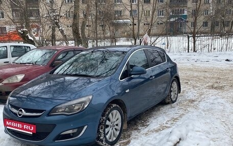 Opel Astra J, 2012 год, 720 000 рублей, 3 фотография