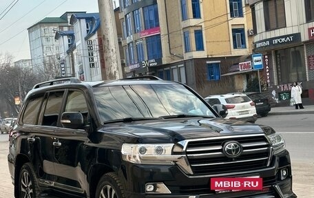 Toyota Land Cruiser 200, 2019 год, 7 200 000 рублей, 3 фотография