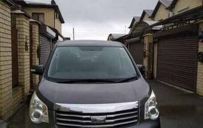 Toyota Noah III, 2010 год, 1 350 000 рублей, 1 фотография