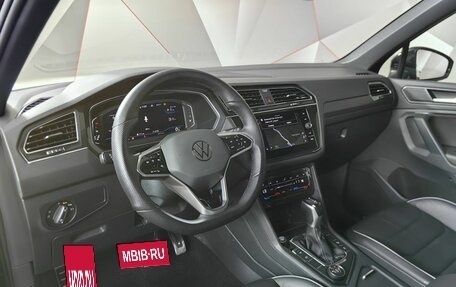 Volkswagen Tiguan II, 2021 год, 4 517 700 рублей, 15 фотография