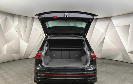 Volkswagen Tiguan II, 2021 год, 4 517 700 рублей, 19 фотография