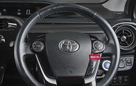 Toyota Aqua I, 2018 год, 1 369 000 рублей, 15 фотография