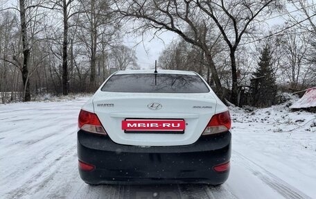 Hyundai Solaris II рестайлинг, 2011 год, 650 000 рублей, 4 фотография