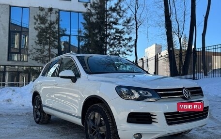 Volkswagen Touareg III, 2014 год, 2 800 000 рублей, 2 фотография