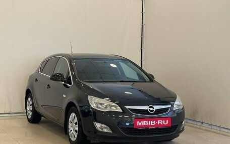 Opel Astra J, 2012 год, 860 000 рублей, 2 фотография