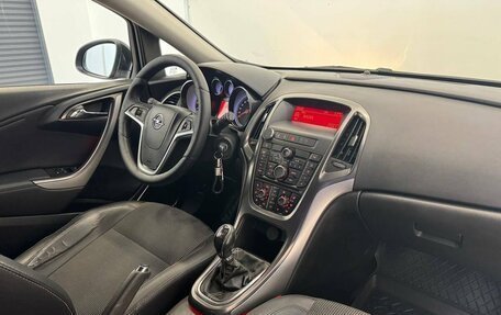 Opel Astra J, 2012 год, 860 000 рублей, 13 фотография